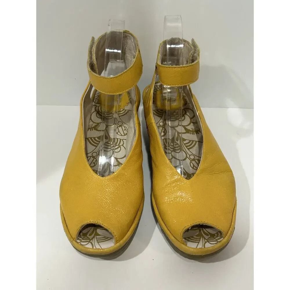 fly London leather sandal Yellow Ankle Strap Platform Size 8